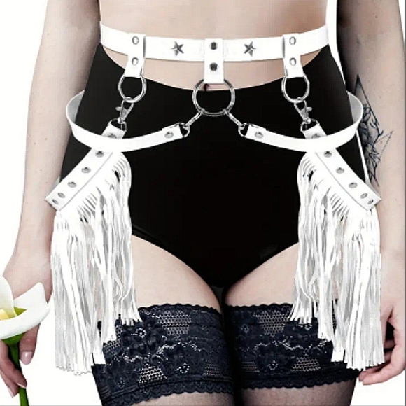 Tassel Hanes Belt - Picture 1 of 10